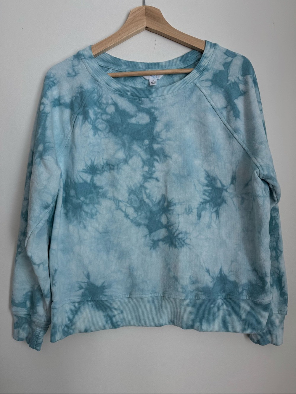 Time and Tru Blue Tie-Dye Crewneck Sweatshirt